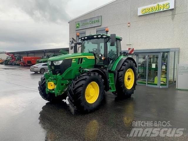 John Deere 6R165 الجرارات