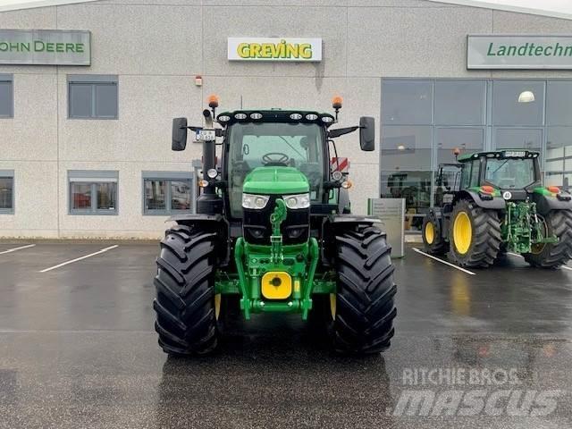 John Deere 6R165 الجرارات