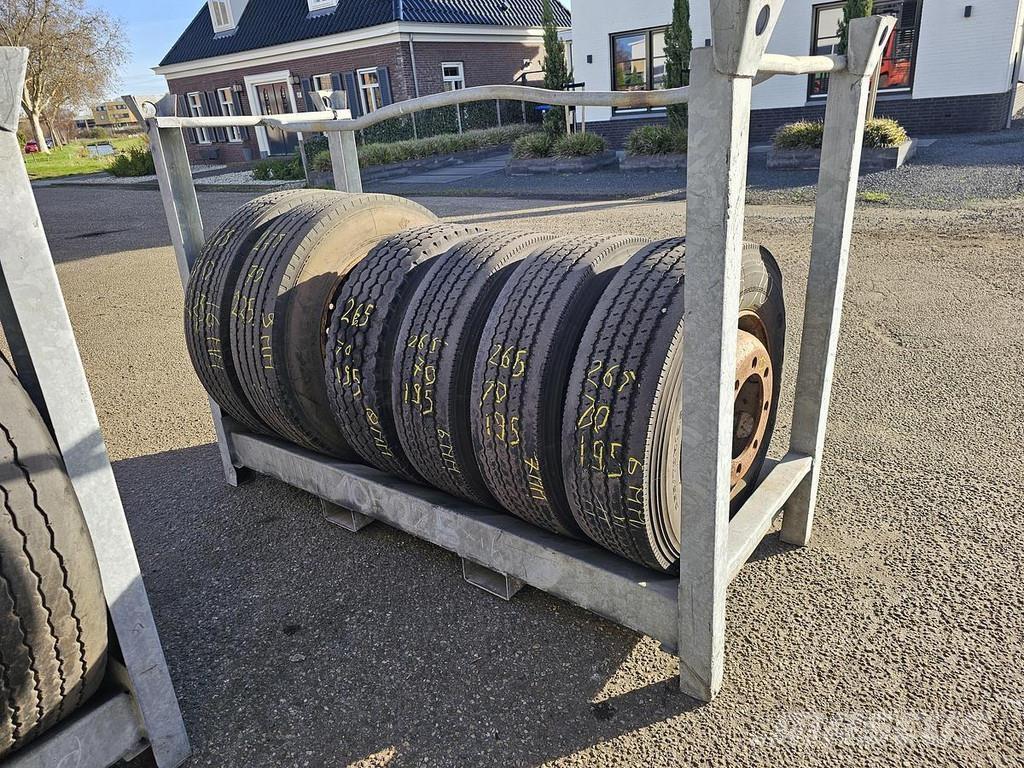 Continental  مقطورات هيكلية