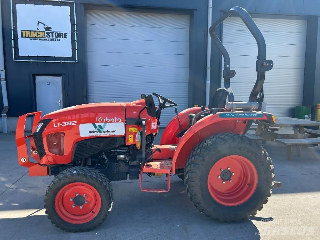 Kubota L1-382 HST جرارات مدمجة