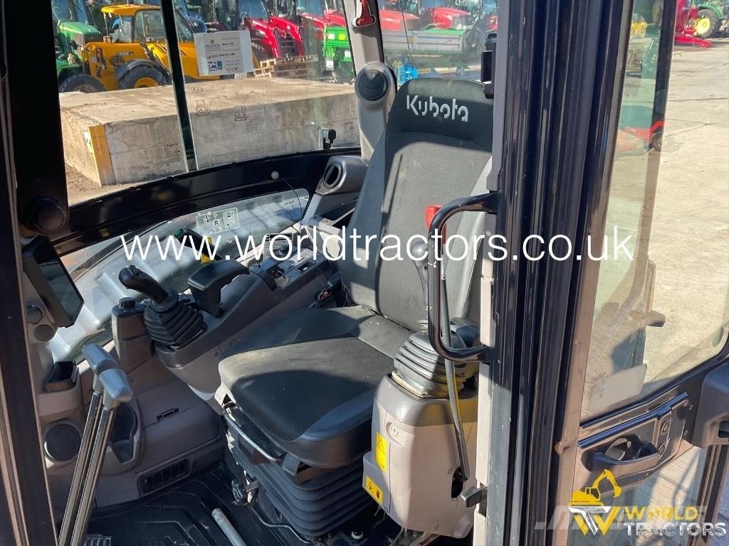 Kubota U 50-5 حفارات صغيرة أقل من 7 طن (حفارات صغيرة)