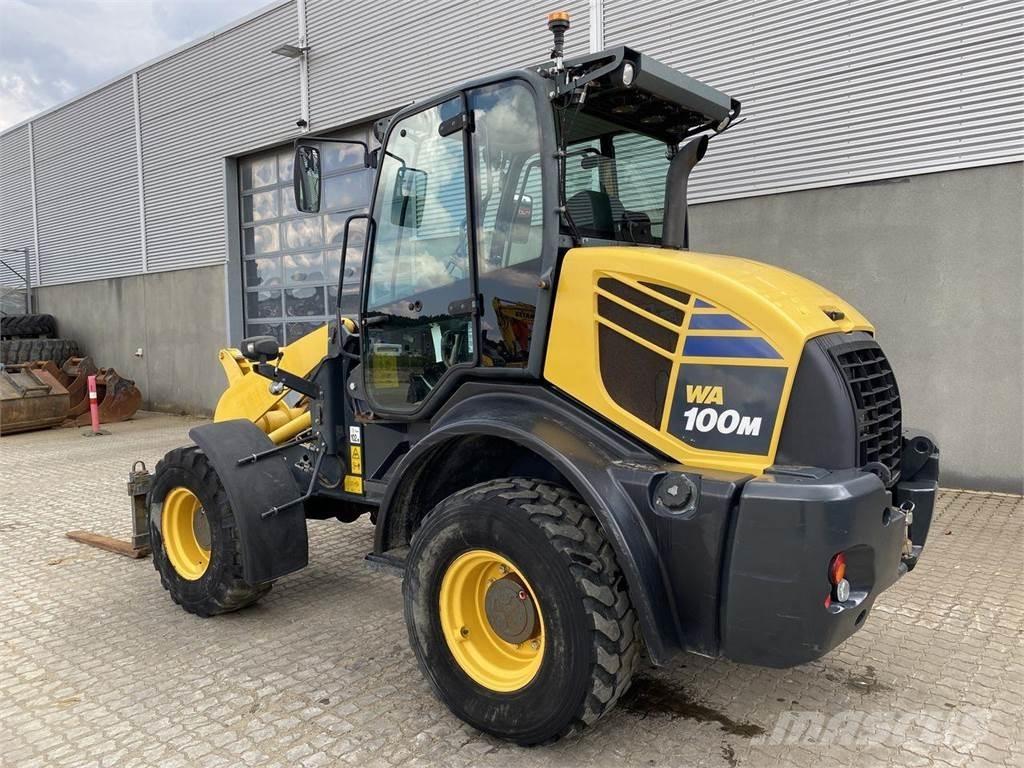 Komatsu WA100-7 لوادر متعددة الأغراض