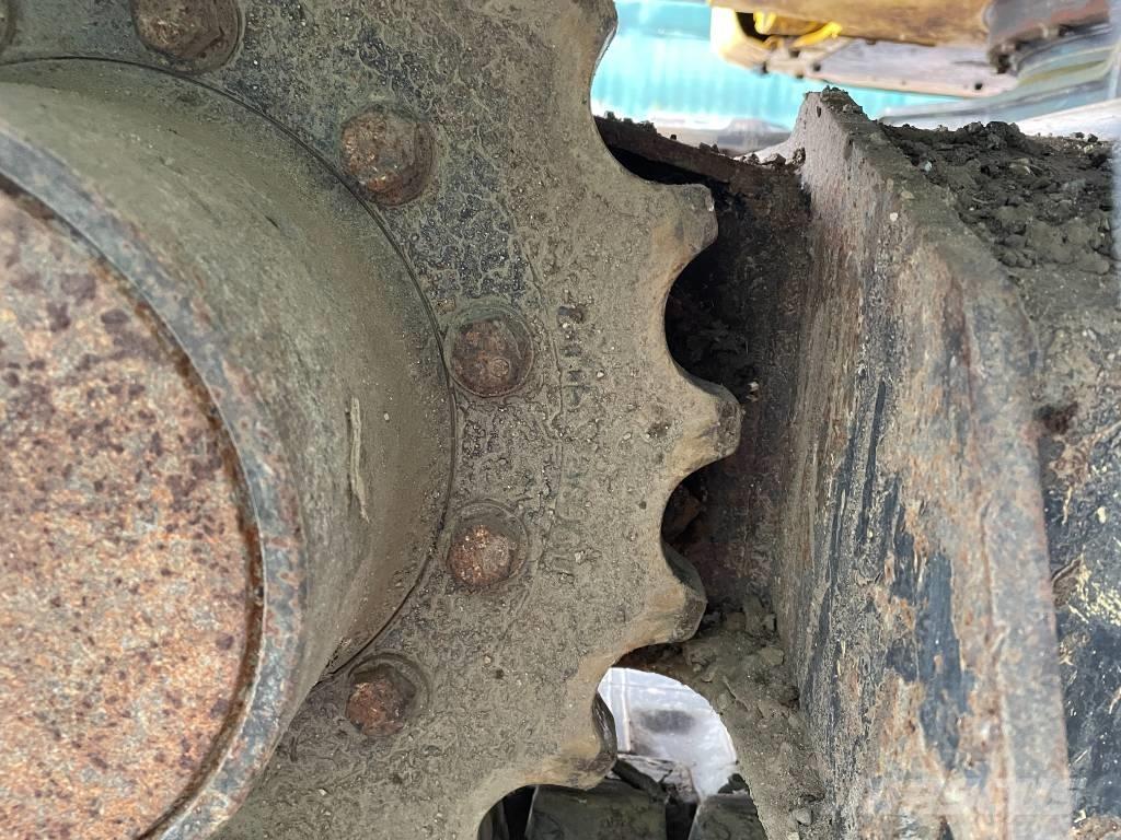 Komatsu PC 55 MR حفارات صغيرة أقل من 7 طن (حفارات صغيرة)