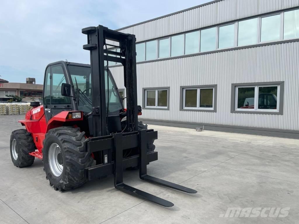 Manitou M 50.4 T شاحنات الديزل