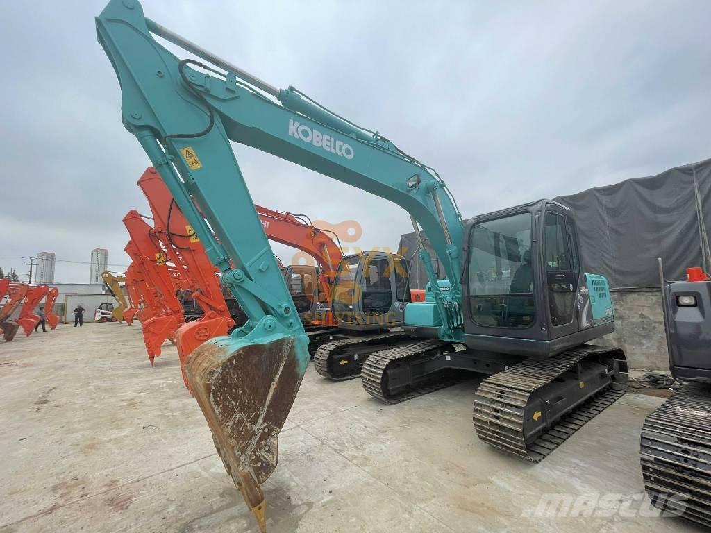 Kobelco SK 140 حفارات زحافة