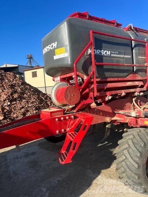Horsch Focus 6 TD مثاقيب مدمجة