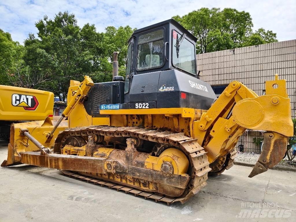 Shantui SD 22 بلدوزرات مجنزرة