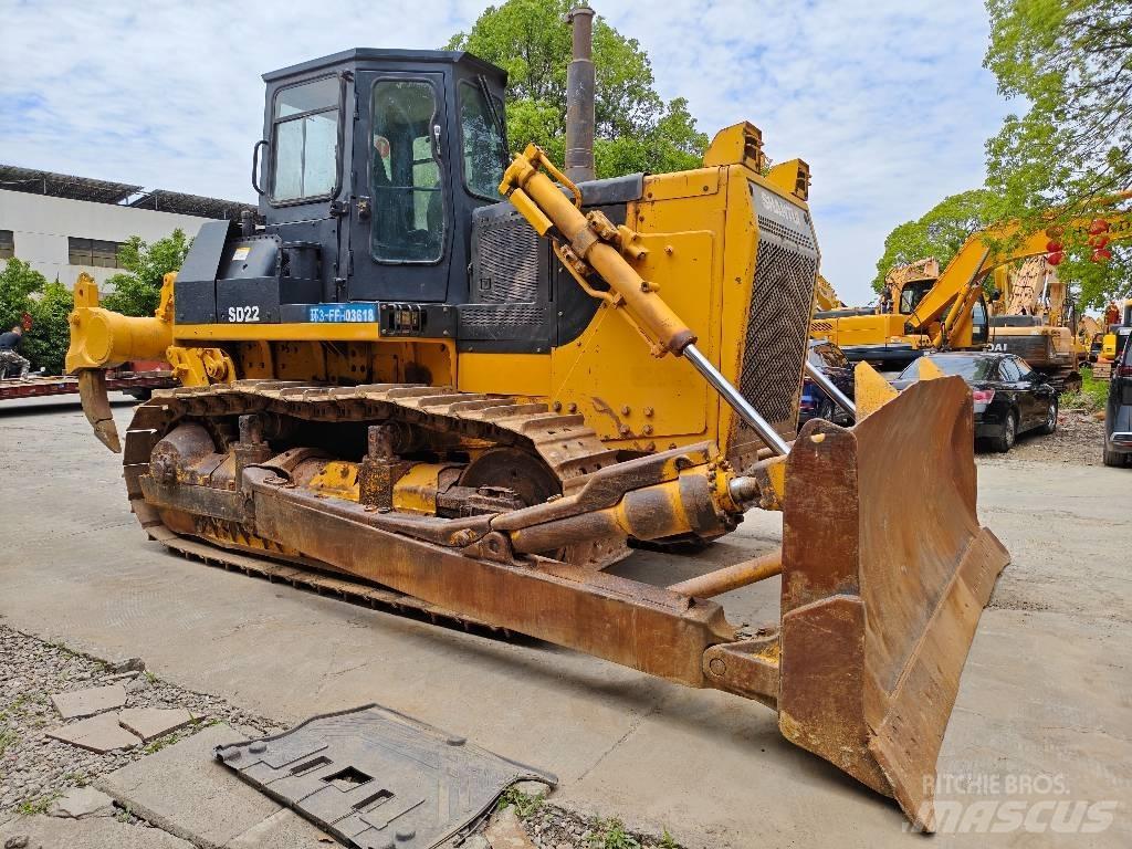 Shantui SD 22 بلدوزرات مجنزرة