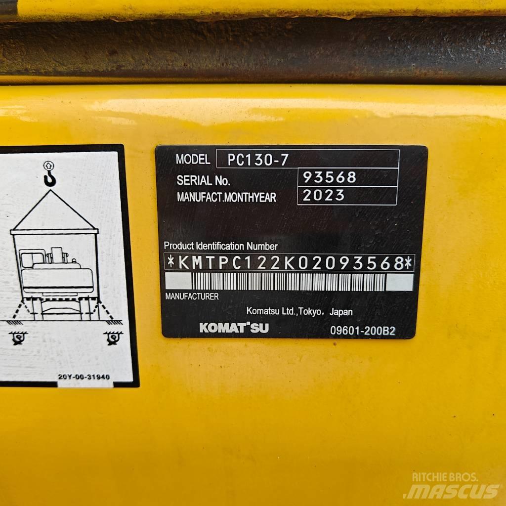 Komatsu 130-7 حفارات زحافة