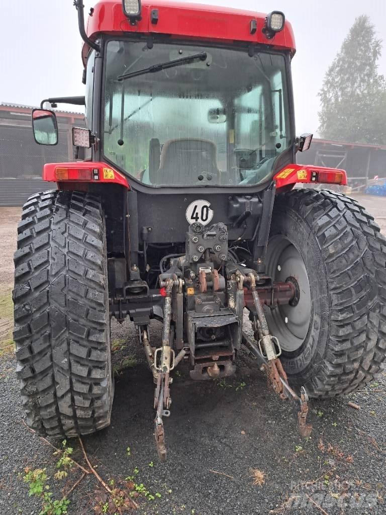 McCormick CX 105 الجرارات