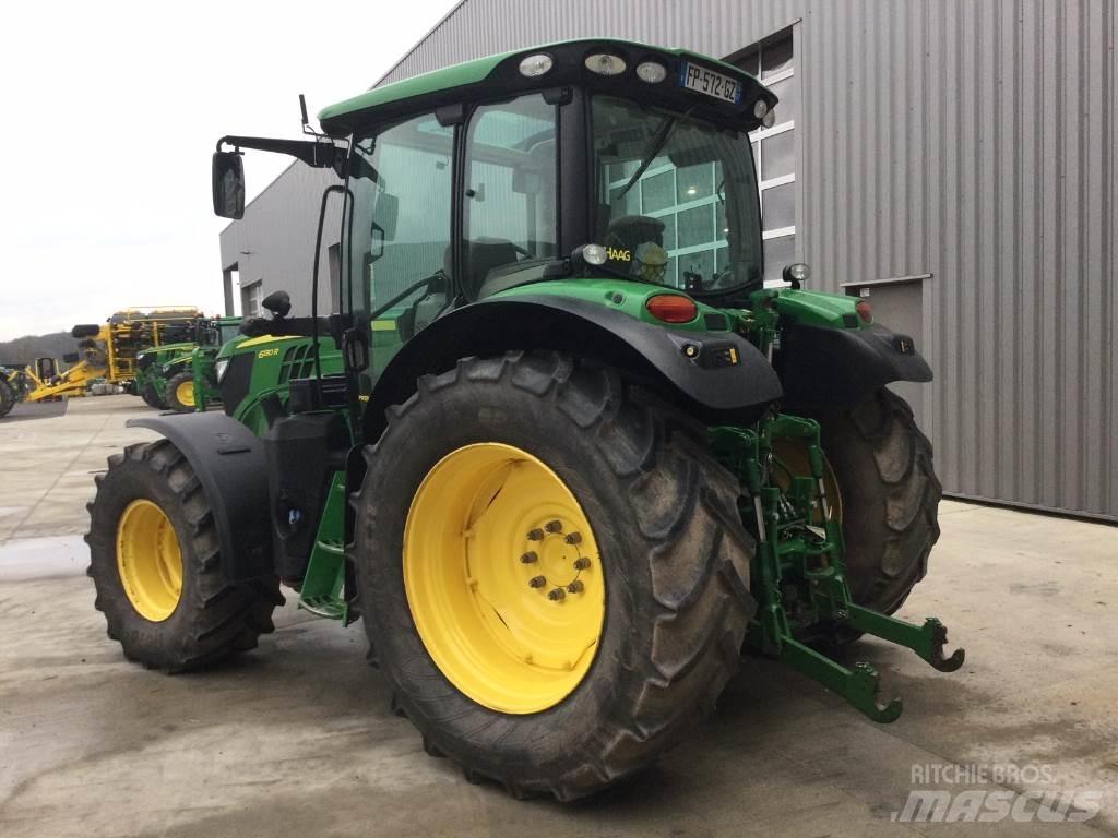 John Deere 6130R الجرارات