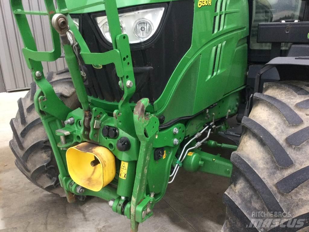 John Deere 6130R الجرارات