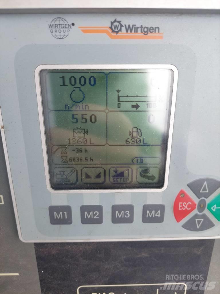 Wirtgen W 100 F ماكينات الكشط البارد للأسفلت