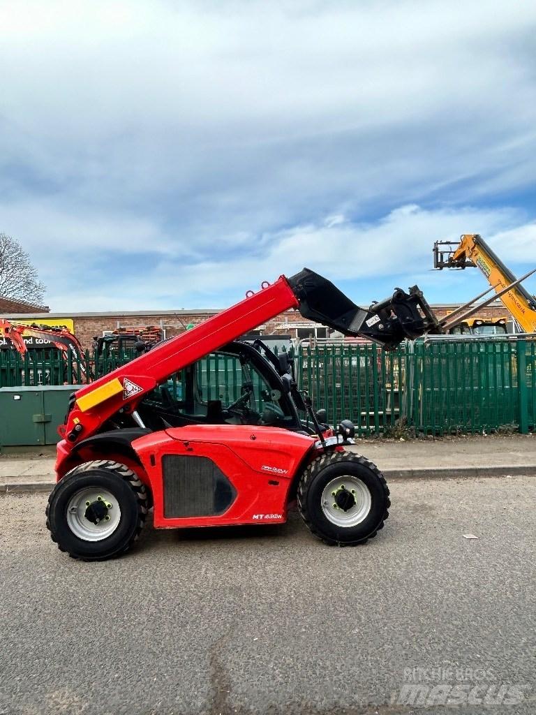 Manitou MT 420 مناولات متداخلة