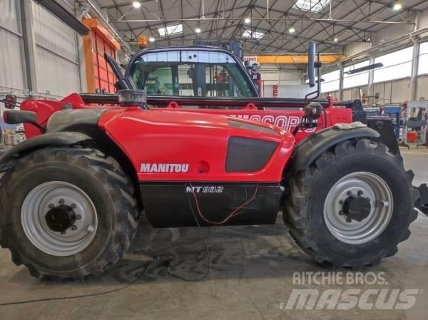Manitou MT 932 مناولات متداخلة