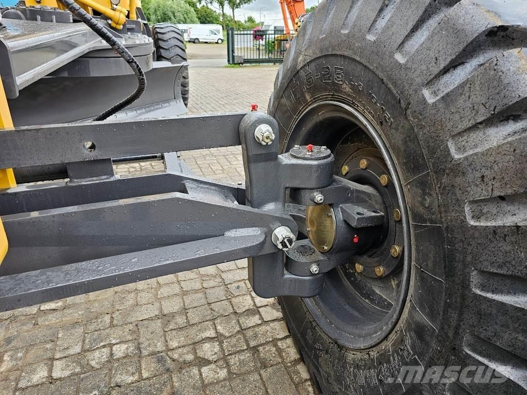 XCMG GR165 معدات تمهيد الطرق