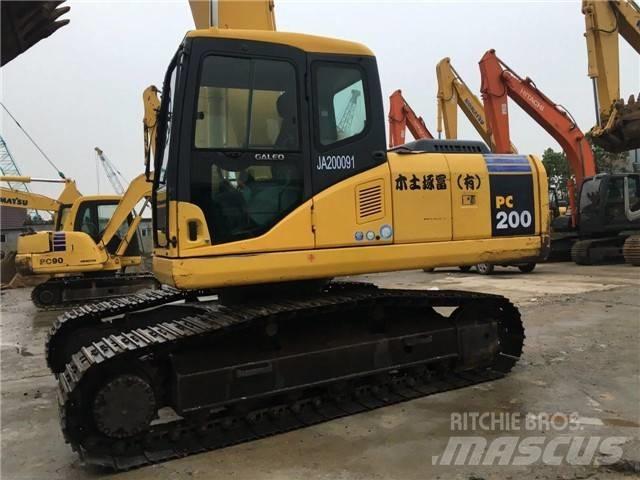 Komatsu pc200-7 حفارات زحافة