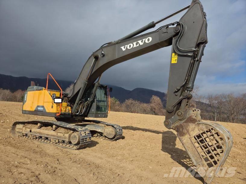 Volvo EC 300 EL حفارات زحافة