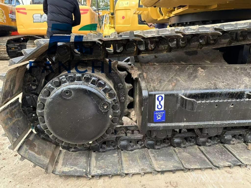 CAT 325 D حفارات زحافة