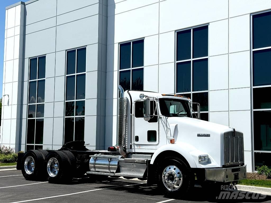 Kenworth T800 وحدات الجر