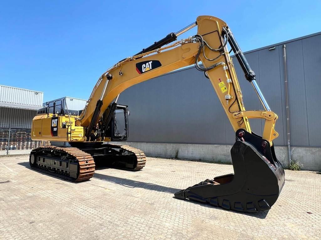 CAT 352F حفارات زحافة