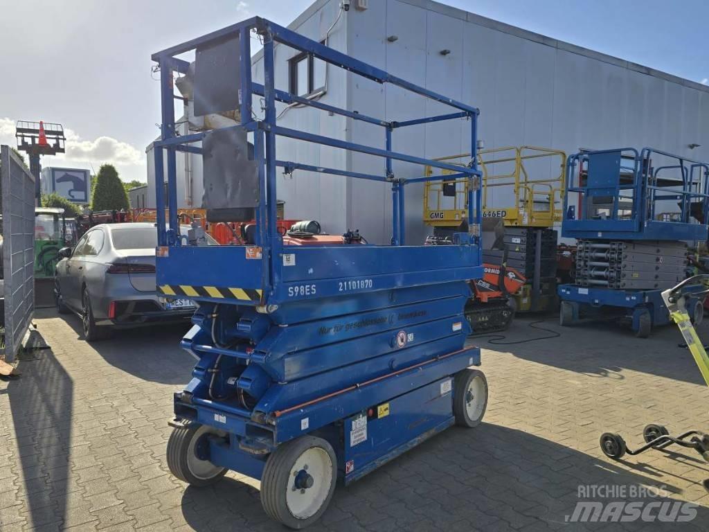 SkyJack SJ 322626 رافعات مقصية الشكل