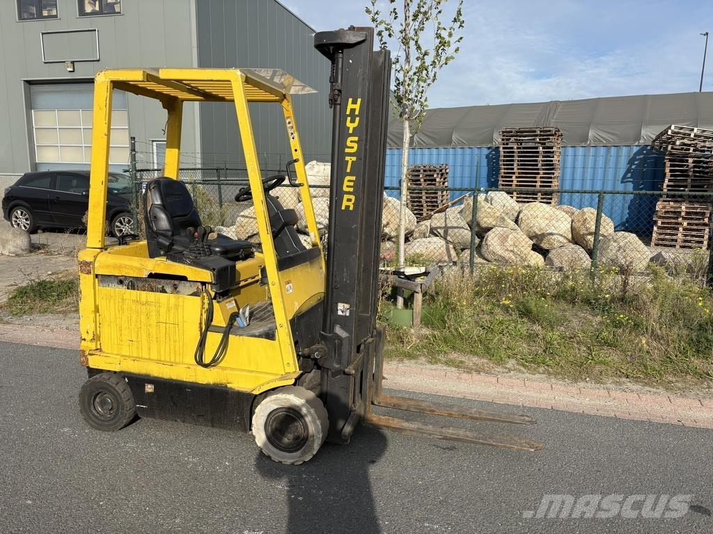 Hyster 1.50 xm شاحنات ذات رافعات شوكية تعمل بالكهرباء