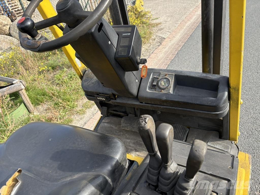 Hyster 1.50 xm شاحنات ذات رافعات شوكية تعمل بالكهرباء