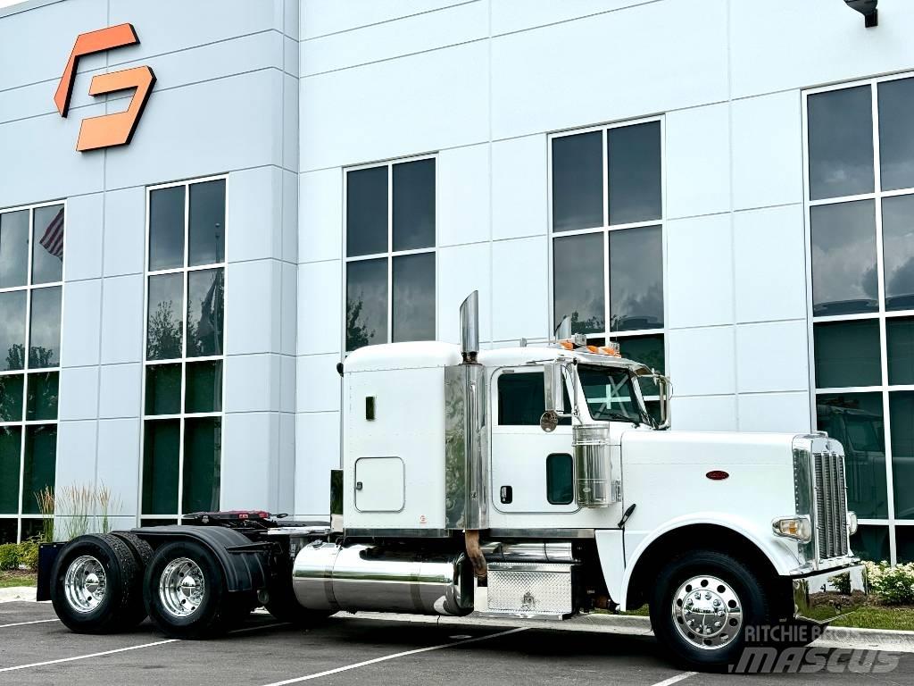 Peterbilt 388 وحدات الجر