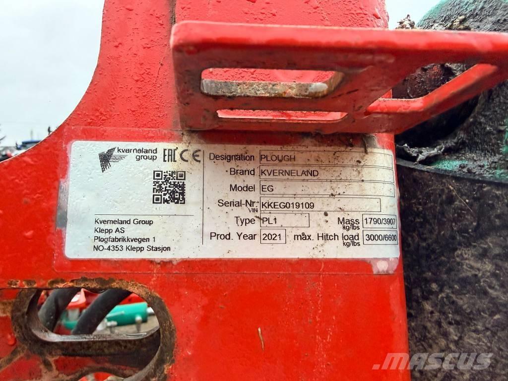 Kverneland EG85 محاريث عكسية