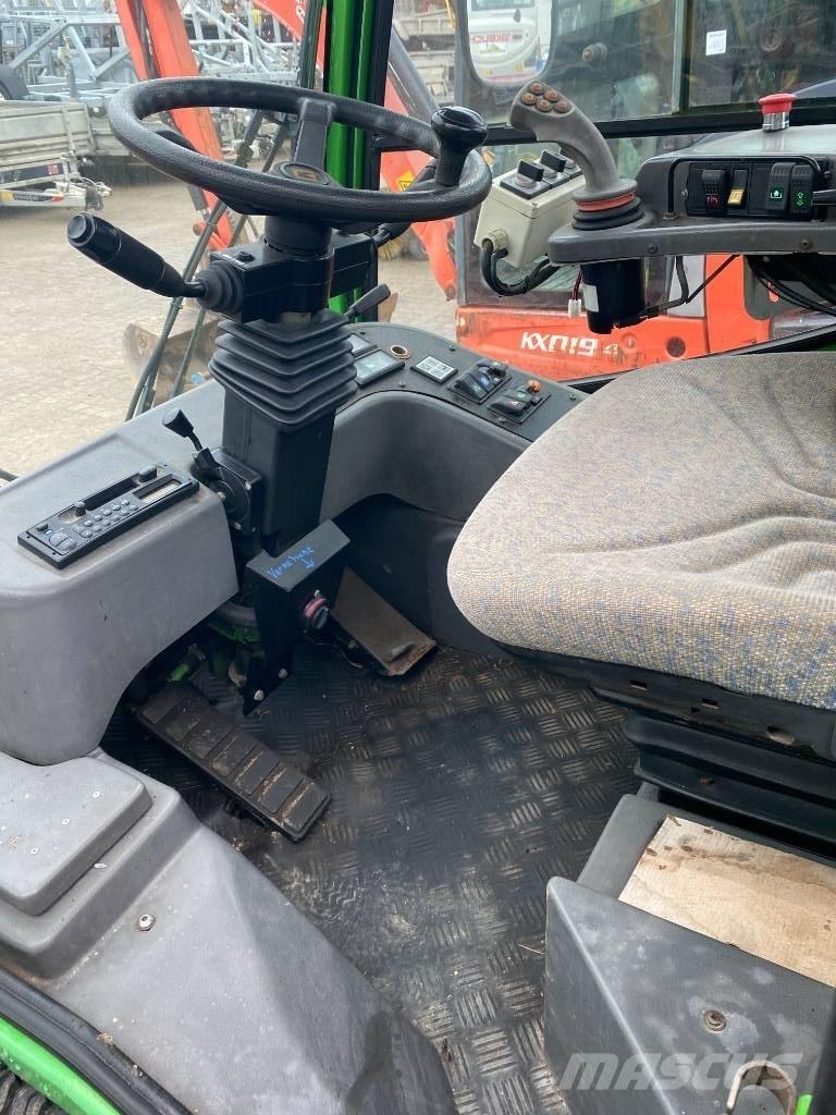 LM 385 redskabsbærer ناقلات الأدوات