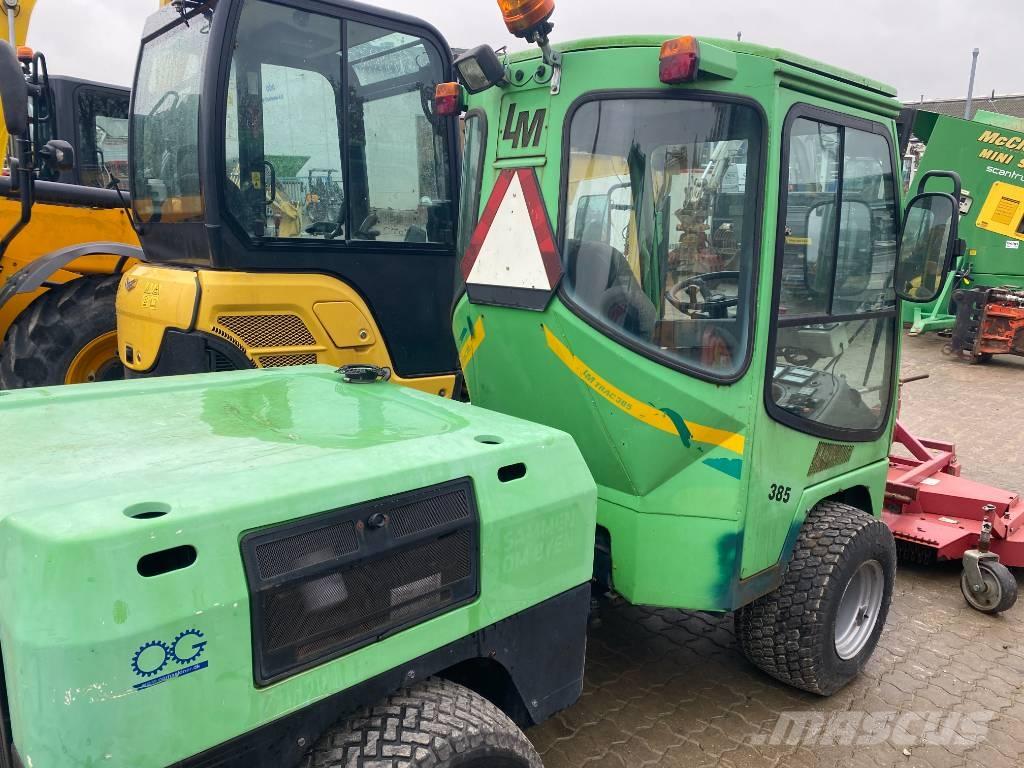 LM 385 redskabsbærer ناقلات الأدوات