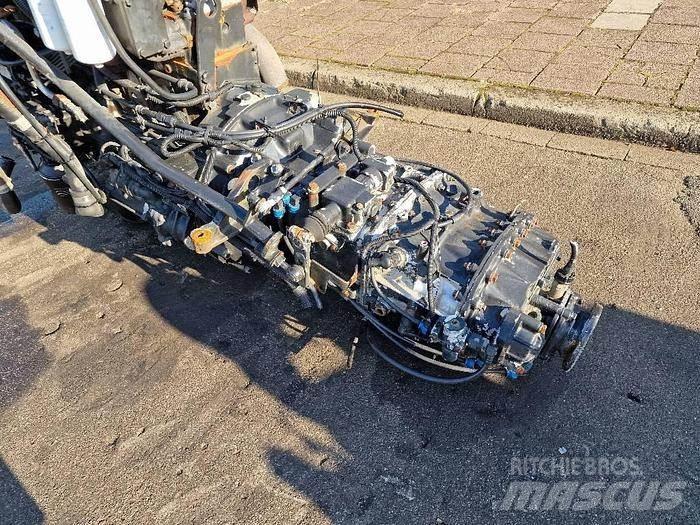  Transmission 8209 مكونات أخرى