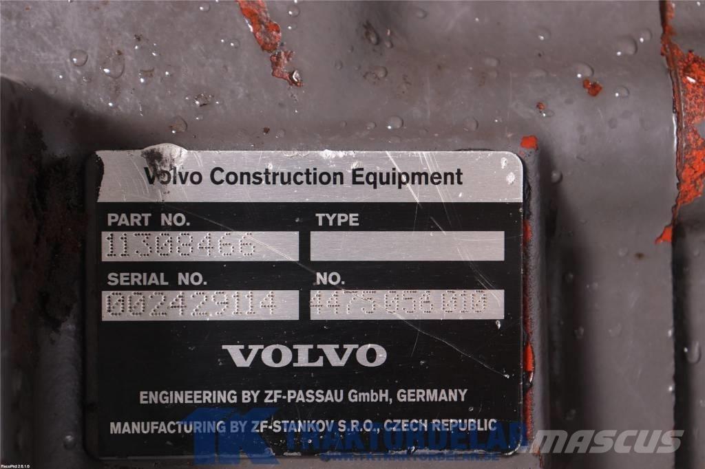 Volvo L 45 G محور العجلة