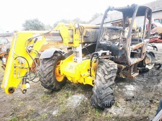 JCB 535-95  rim الإطارات والعجلات والحافات