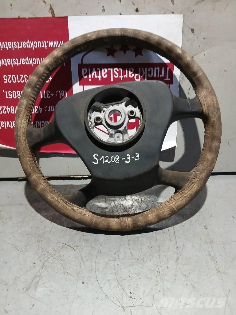 Scania P 94   1487519 كابينة والداخلية
