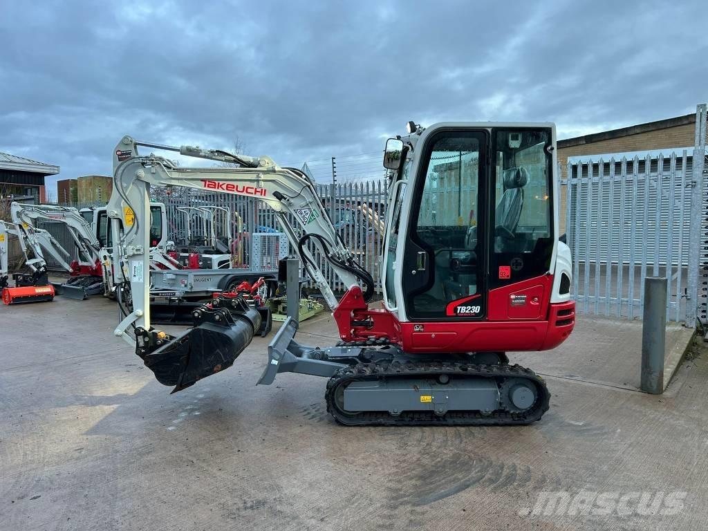Takeuchi TB 230 حفارات صغيرة أقل من 7 طن (حفارات صغيرة)