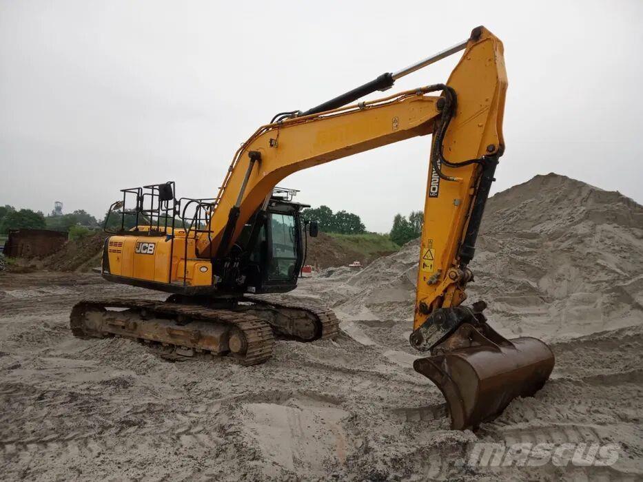 JCB JS220LC حفارات زحافة