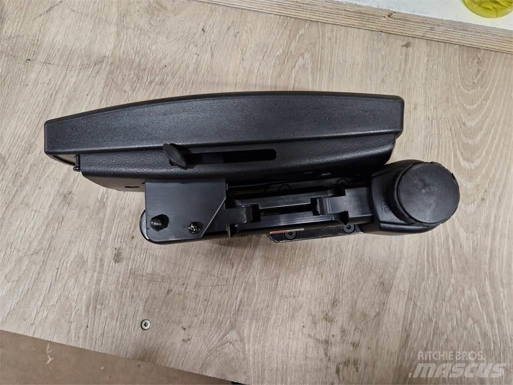 Eco Log B7033578 كابينة والداخلية