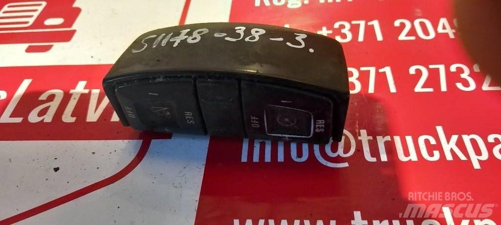 Scania R 440.   1870912 كابينة والداخلية