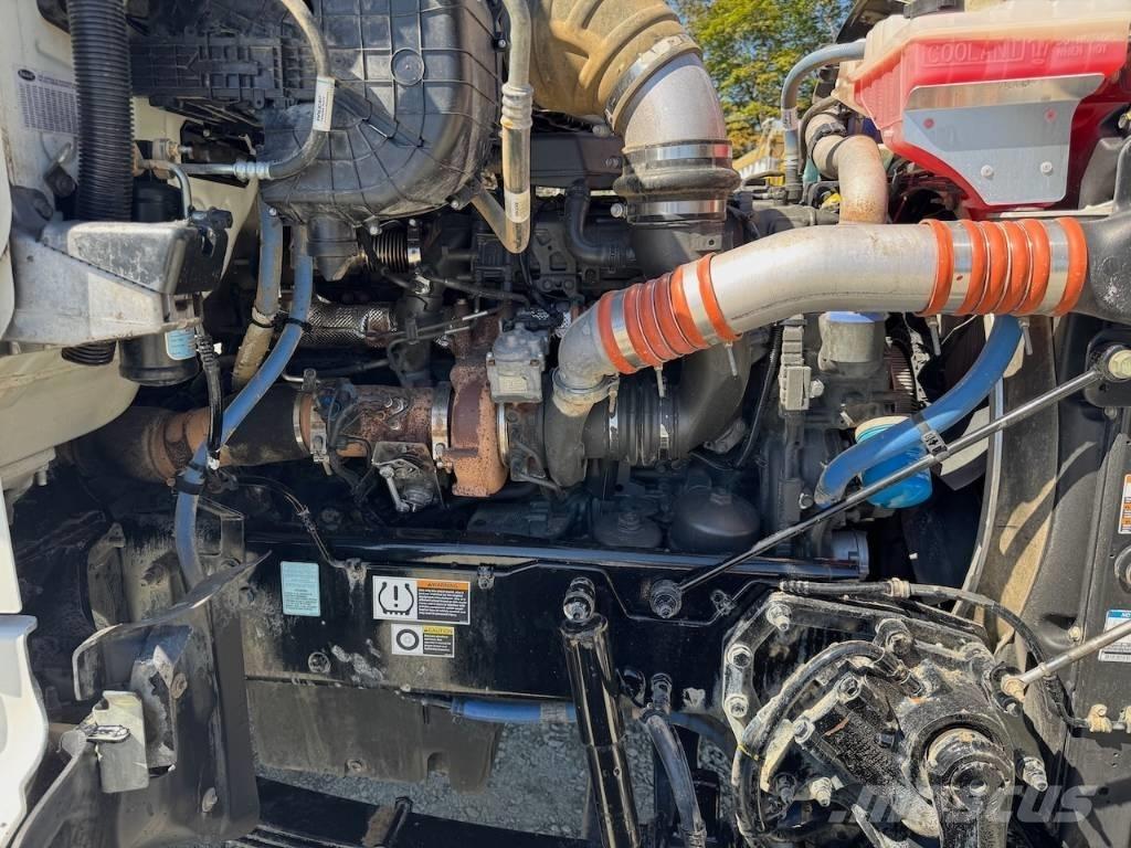 Peterbilt 567 شاحنات قلابة