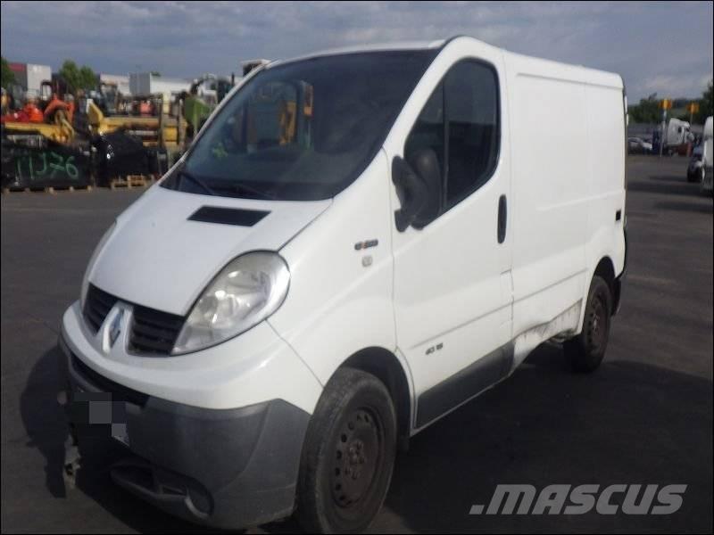 Renault Trafic 2 هيكل صندوقي