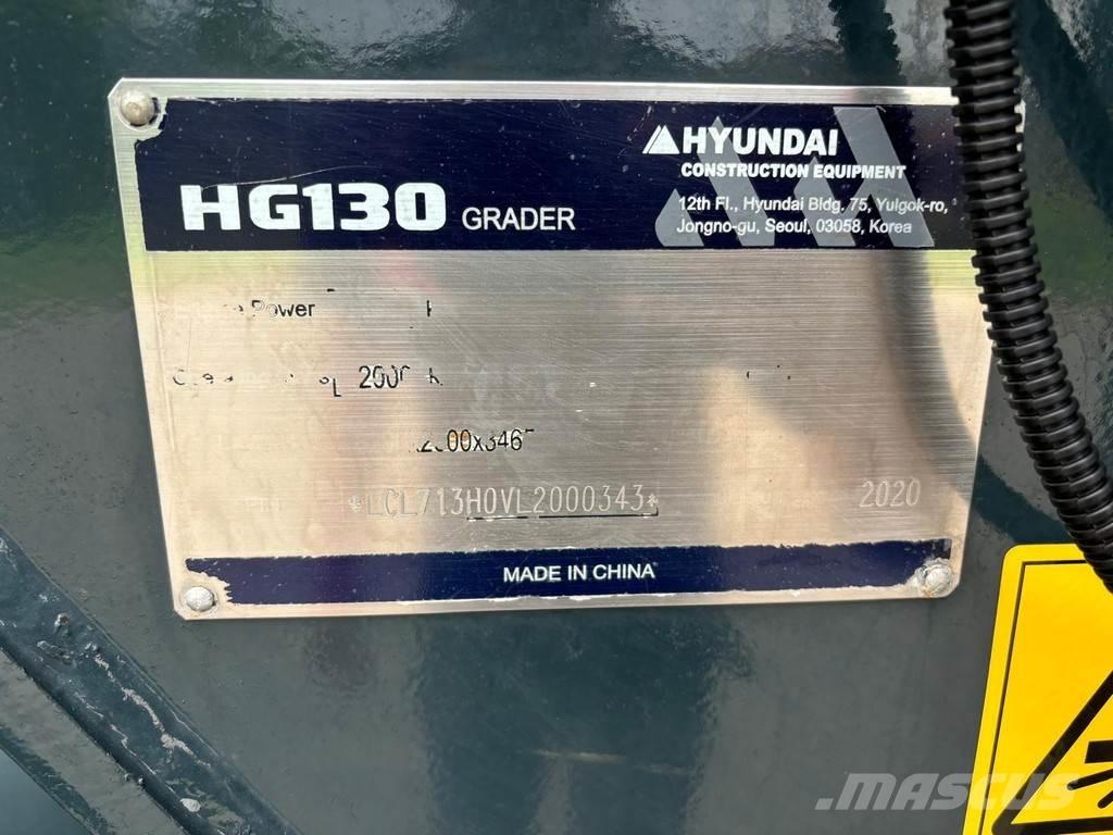 Hyundai HG130 معدات تمهيد الطرق
