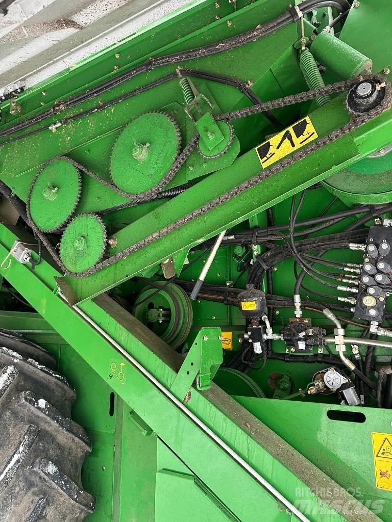 John Deere T550 حصادات