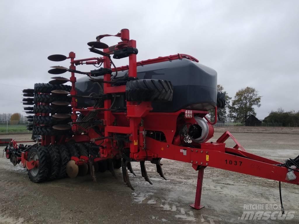 Horsch Focus 6 TD مثاقيب