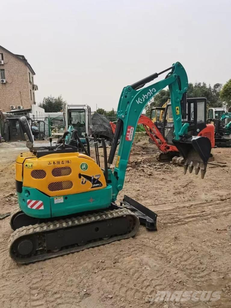 Kubota U17 حفارات صغيرة أقل من 7 طن (حفارات صغيرة)