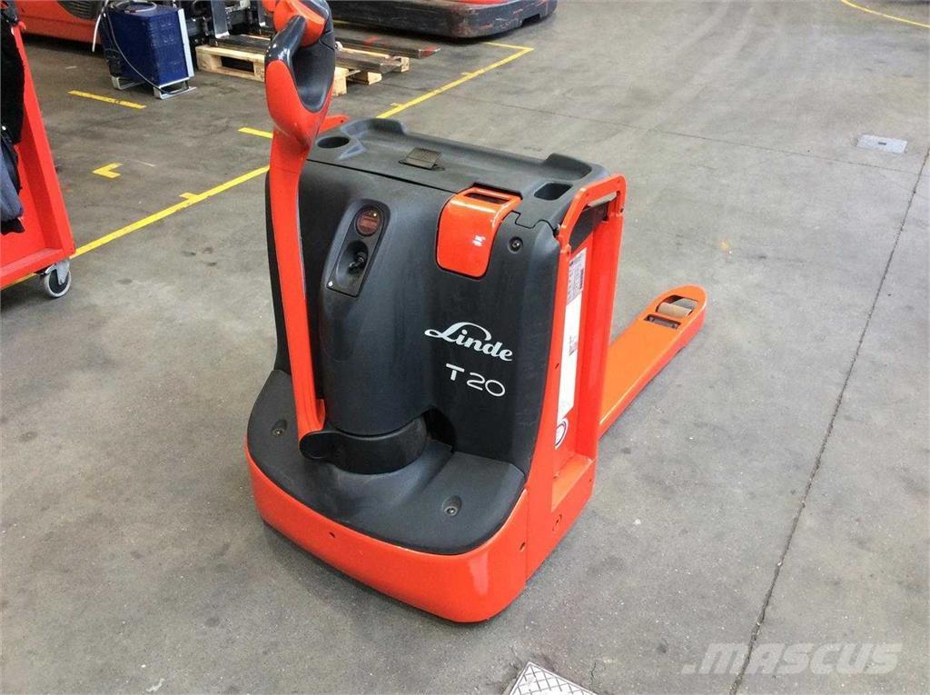 Linde T20 معدات التكديس الجوالة