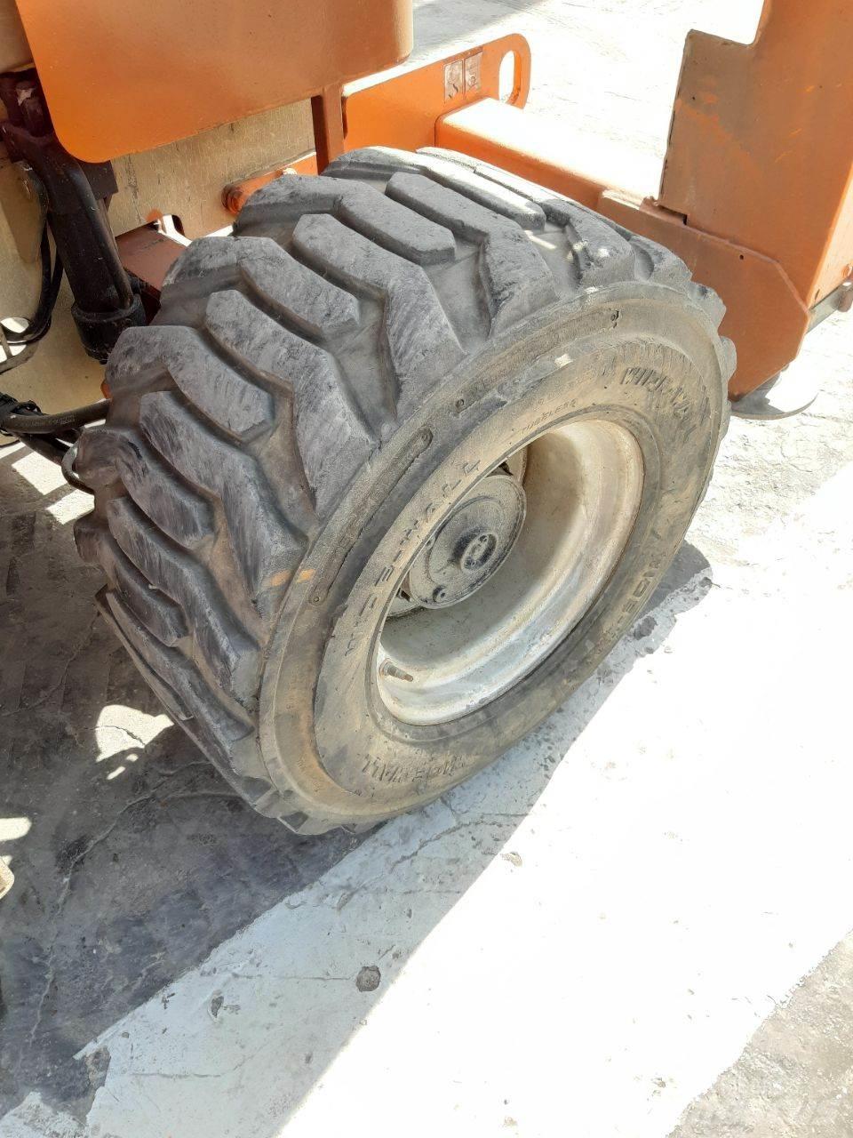 JLG 3394RT رافعات مقصية الشكل