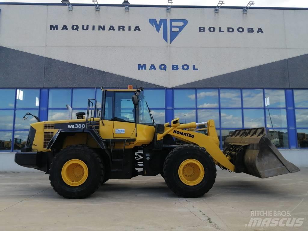 Komatsu WA 380-6 لوادر بعجل
