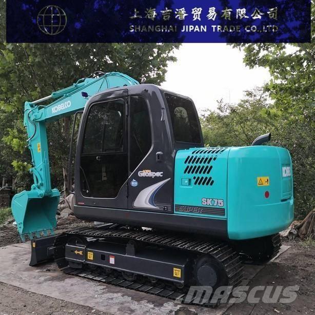 Kobelco SK 75 حفارات وسط 7 طن - 12 طن